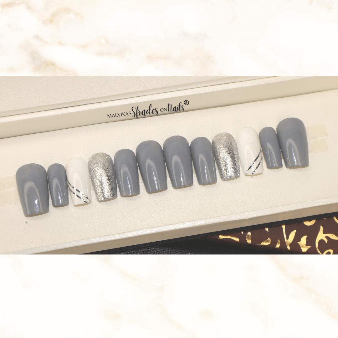 sh1030 999 (13) ShadesonNails Malvikas Presson Nails