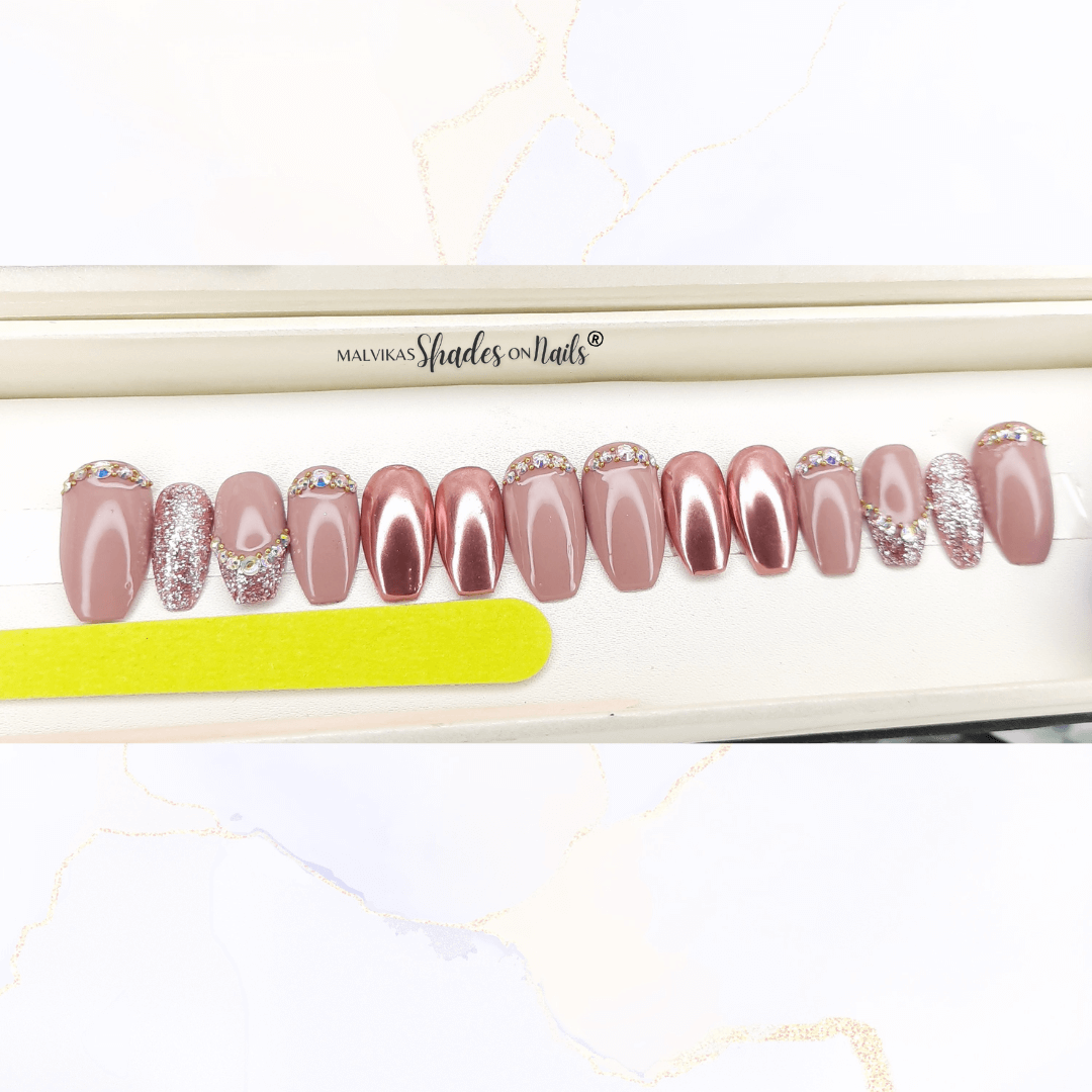 sh1086 1099 (19) ShadesonNails Presson Nails